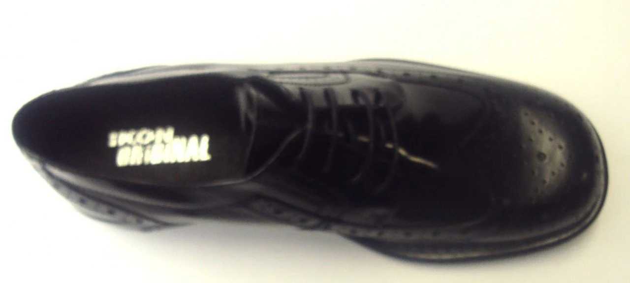 Ikon Original Krombie Leather Brogues in Black - Image 3