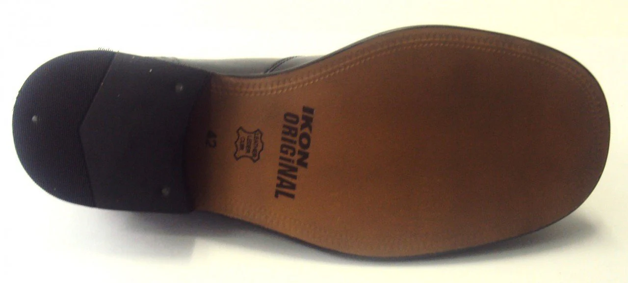 Ikon Original Krombie Leather Brogues in Black - Image 6